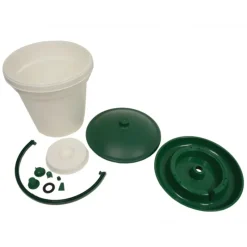 Abreuvoir seau à anse blanc et vert contenance 18 L*Olba Outlet