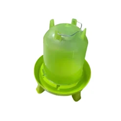 Abreuvoir sur pied avec poignée 11L pour volailles - Vert* Hot