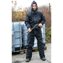 Combinaison étanche polyester pour travaux agricoles*
