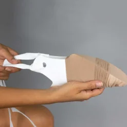 Enfile-bas classique avec bandes préhension et dragonne*