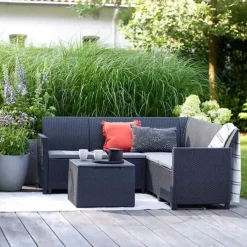 Ensemble salon d'extérieur Claire 5 places ® - Canapé + table basse avec rangement*Keter Outlet