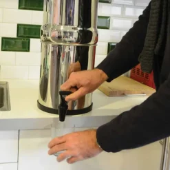 Filtre à eau à gravité British Berkefled 8,5L 2 cartouches*British Berkefeld Clearance