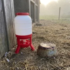 Mangeoire anti-gaspillage sur pieds 30 kg – Grande capacité*GAUN Best