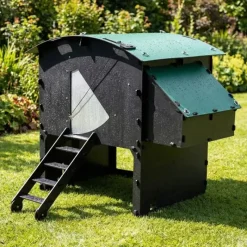 Poulailler surélevé en plastique recyclé 8 à 15 poules* Online