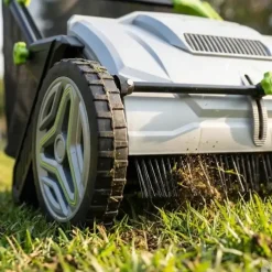 Ramasse-feuilles 3 brosses 53cm bac 100L réglage 0-40mm 112x66cm* Sale